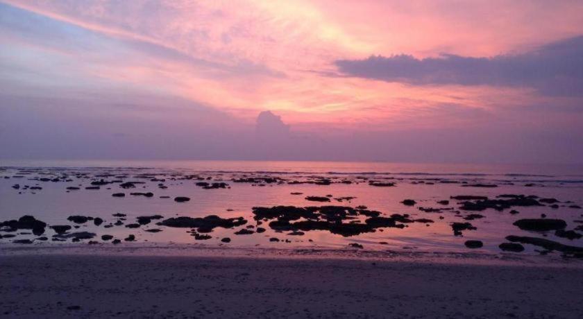 Relax Beach House Koh Lanta Exterior photo